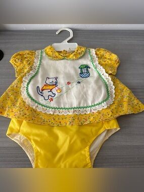 Vintage Catton Candy 2 Piece Set Yellow Floral Top Cat Lace Outfit 6-9 Months ?